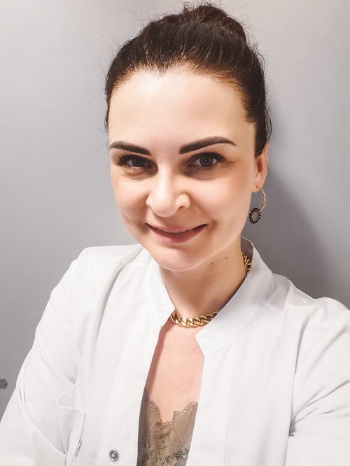 Dr Kamila Pietrzak