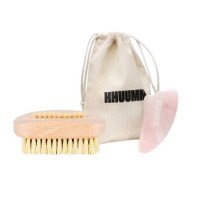 HHUUMM Masażer z kwarcu do twarzy Gua Sha różowy + Szczoteczka do rąk i paznokci z tampico