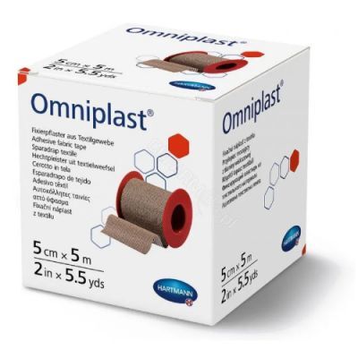 OMNIPLAST przylepiec tkaninowy w kolorze cielistym 5 cm x 5 m
